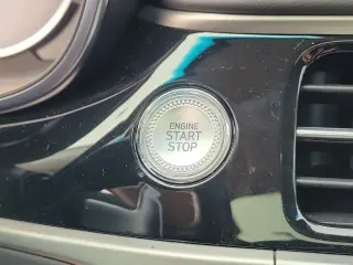 Genesis G70 2026 2.5T Prestigio 4 puertas Sedan