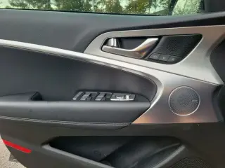 Genesis G70 2026 2.5T Prestigio 4 puertas Sedan