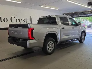 Toyota Tundra 2024 4x4 SR 4 puertas CrewMax Cab Pickup SB