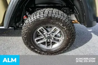 Jeep Gladiator 2026 4x4 Mojave 4 puertas Cabina Crew 5.0 pies. SB