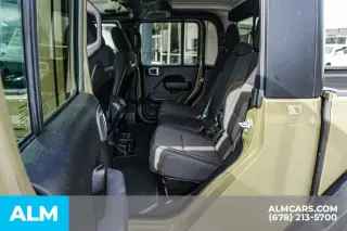 Jeep Gladiator 2026 4x4 Mojave 4 puertas Cabina Crew 5.0 pies. SB