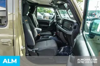 Jeep Gladiator 2026 4x4 Mojave 4 puertas Cabina Crew 5.0 pies. SB