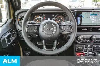 Jeep Gladiator 2026 4x4 Mojave 4 puertas Cabina Crew 5.0 pies. SB