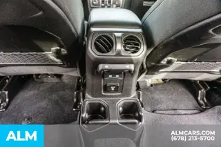 Jeep Gladiator 2026 4x4 Mojave 4 puertas Cabina Crew 5.0 pies. SB
