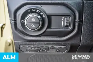 Jeep Gladiator 2026 4x4 Mojave 4 puertas Cabina Crew 5.0 pies. SB
