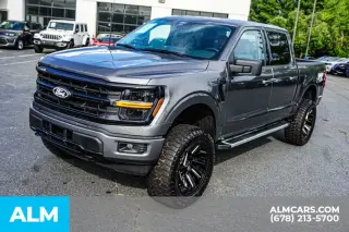 Ford F-150 2025 4x4 XLT 4 puertas SuperCrew 5.5 pies. SB