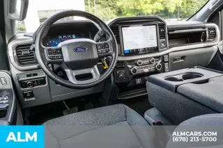 Ford F-150 2025 4x4 XLT 4 puertas SuperCrew 5.5 pies. SB