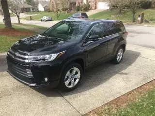 2017 Toyota Highlander XLE SUV