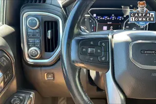 GMC Sierra 1500 2020 4x4 Denali 4 puertas Cabina Crew 5.8 pies. Caja corta