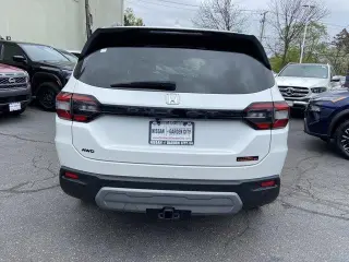Honda Pilot 2025 AWD TrailSport 4 puertas SUV