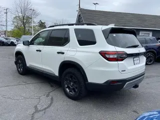 Honda Pilot 2025 AWD TrailSport 4 puertas SUV