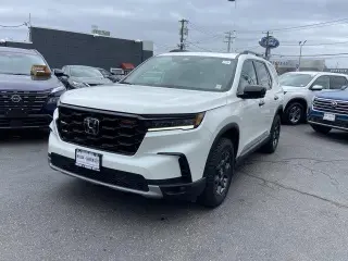 Honda Pilot 2025 AWD TrailSport 4 puertas SUV