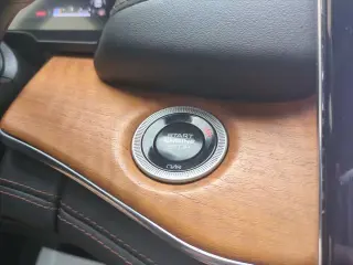 Jeep Grand Cherokee L 2024 Summit 4x4 4 puertas SUV