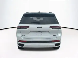 Jeep Grand Cherokee L 2024 Summit 4x4 4 puertas SUV