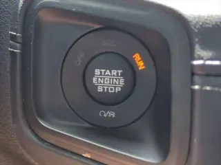 Jeep Gladiator 2024 4x4 Mojave 4 puertas Cabina Crew 5.0 pies. SB