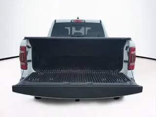 Ram 1500 2024 4x4 Limited 4 puertas Cabina Crew 5.6 pies. Caja corta Pickup