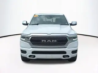 Ram 1500 2024 4x4 Limited 4 puertas Cabina Crew 5.6 pies. Caja corta Pickup