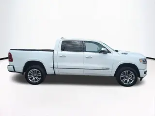 Ram 1500 2024 4x4 Limited 4 puertas Cabina Crew 5.6 pies. Caja corta Pickup