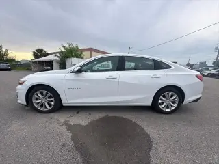 Chevrolet Malibu 2024 LT 4 puertas Sedan con 1LT