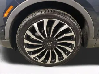 Lincoln Nautilus 2023 AWD Black Label 4 puertas SUV