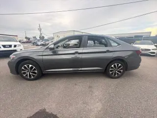 Volkswagen Jetta 2024 S 4 puertas Sedán 8A
