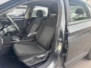 Volkswagen Jetta 2024 S 4 puertas Sedán 8A