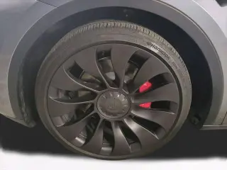 Tesla Model Y 2025 AWD Performance 4 puertas Crossover