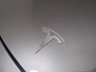 Tesla Model Y 2025 AWD Performance 4 puertas Crossover