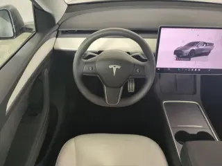 Tesla Model Y 2025 AWD Performance 4 puertas Crossover