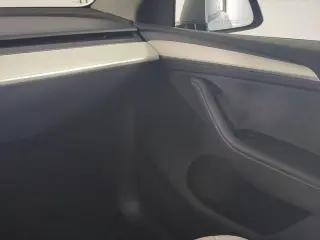 Tesla Model Y 2025 AWD Performance 4 puertas Crossover