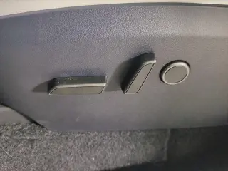 Tesla Model Y 2025 AWD Performance 4 puertas Crossover