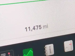 Tesla Model Y 2025 AWD Performance 4 puertas Crossover