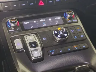 Hyundai PALISADE 2025 AWD Calligraphy Night Edition 4 puertas SUV