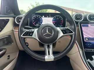 Mercedes-Benz Clase C 2023 C 300 4 puertas Sedan