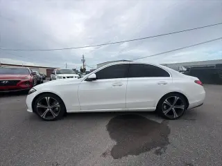 Mercedes-Benz Clase C 2023 C 300 4 puertas Sedan