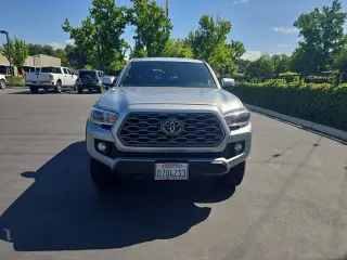 Toyota Tacoma 2023 4x4 TRD Off-Road 4 puertas Cabina Doble 6.1 pies LB