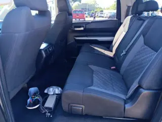 Toyota Tundra 2021 4x4 SR5 4 puertas CrewMax Cab Pickup SB