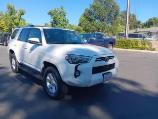 Toyota 4Runner 2024 4x4 SR5 Premium 4 puertas SUV