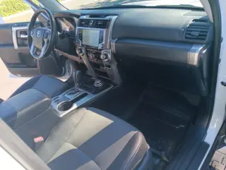 Toyota 4Runner 2024 4x4 SR5 Premium 4 puertas SUV
