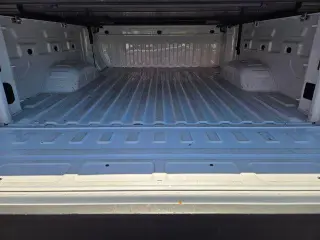 Chevrolet Silverado 2500HD 2022 4x4 Custom 4 puertas Cabina Crew SB