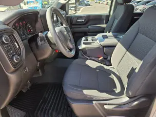 Chevrolet Silverado 2500HD 2022 4x4 Custom 4 puertas Cabina Crew SB
