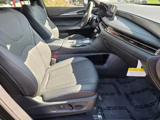 INFINITI QX60 2026 AWD Pure 4 puertas SUV