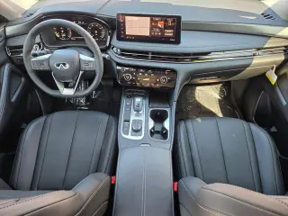 INFINITI QX60 2026 AWD Pure 4 puertas SUV