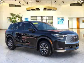 INFINITI QX60 2026 AWD Pure 4 puertas SUV