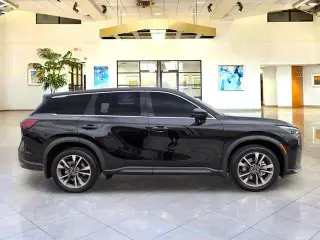 INFINITI QX60 2026 AWD Pure 4 puertas SUV