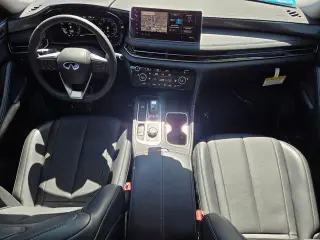 INFINITI QX60 2026 AWD Pure 4 puertas SUV