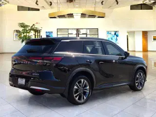 INFINITI QX60 2026 AWD Pure 4 puertas SUV