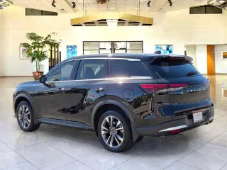 INFINITI QX60 2026 AWD Pure 4 puertas SUV
