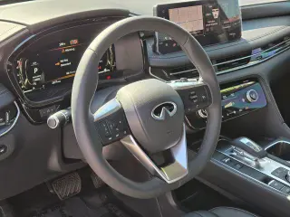 INFINITI QX60 2026 AWD Pure 4 puertas SUV