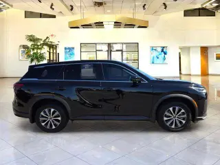 INFINITI QX60 2026 AWD Pure 4 puertas SUV